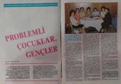 AK KADIN DERGİSİ-AK-KADIN-DERGİ-AKBANK-ARMAĞAN-SAYI:28-KAPAK-FOTOĞRAF-RÖPORTAJ-1988-YUVARLAK MASADA KADIN KADINA-KİTAPLARIN DİLİ-ÇİÇEK BAHÇESİ-GENCAY GÜRÜN-PROBLEMLİ ÇOCUKLAR-GENCAY GÜRÜN İLE YAŞAYAN TİYATRO-TARİHİ EVLERİMİZ KORUNUYOR-AİLE VE ÇOCUK-ÇOCUĞUNUZLA NASILSINIZ-PERİHAN SAVAŞ-GÜLŞEN BUBİKOĞLU-SÜREYYA ÇELİK-BABA GİBİ YAR OLMAZ-RESSAM-RUTH BRENNER-ANADOLU RESİMLERİ-DİSLEKSİ-ÇOCUKLARDA OKUMA VE OKUDUĞUNU ANLAMA GÜÇLÜĞÜ-KÖŞE SOHBETİ-TARİHİ EVLERİMİZ-ÖRNEK ÇALIŞMALARLA HAYAT KAZANIYOR-DİŞ SAĞLIĞIMIZ-VÜCUDUMUZUN HAYAT SUYU-KAN-UZMANIMIZ SİZLERLER-YAZ SONRASI CİLT BAKIMI-14 MART GIDA HAFTASI-BİZİM MUTFAĞIMIZDAN-FIRINDA MAKARNA-BURASI MUŞ'TUR-ADIM ADIM ANADOLU-DÜŞ ÜRETİM MERKEZİ-HOLLYWOOD-İSTANBUL MAGAZİN-STİLİST-ASLI TUNCA-ÇANKAYA SANAT GALERİSİ-HENRİ MATİSSE-PEMBE ÇIPLAK-PLAK DÜNYASINDA KADIN