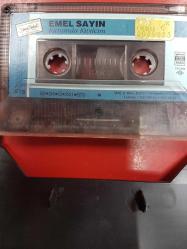 EMEL SAYIN KANIMDA KIVILCIM  (KARTONETİ YOK) KASET