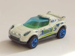 Hot Wheels 2017 Hi Beam Diecast Araba