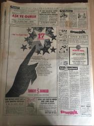 HÜRRİYET GAZETESİ 12 ŞUBAT 1968 YIL :20 SAYI :7110---Semalarımız elektronik sistemle korunacak ---Doğu ya yatırım yapana kredi verilecek ---Makarios Federasyona Asla Razı Olamayacakmış ---Kadırga Güzeli 17 Yaşında Nurten 27 Gündür Kayıp ---Tarihi Efes  harabelerini  5 hafiye köpek bekliyor ---İnönü :Dış  politikada büyük buhranlar  etrafımızda  dolaşıyor dedi ---Kendisini de aldatan  azılı bir dolandırıcıyı  kaymakam yakaladı --Şehrin bazı yolları yapılıyor --Bir kabile mensuplarına pantolon giydirmek isteyen Tanzanya Hükümeti  insan haklarını çiğniyormuş ---Bayramiç li Yahya Usta 14 Kubbeli Cami Yaptı --Dolmabahçe de kördöğüşü ---Bursa Eskişehir in  hızını kesemedi ---Mersin I.Yurdu A.Ordu önünde aşka geldi :5-1---Altay ,Göztepe yi 2-0 mağlup etti ---Sinemalı Köyde Kayak Kulübü Açıldı --
