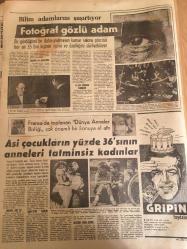 HÜRRİYET GAZETESİ 11 ŞUBAT 1968  YIL :20 SAYI :7109---Vietnam bir atom harbinin eşiğine  geldi ---Emeklilere avans verilmesi düşünülmüyor ----Borsa başkan nı  elinden  aldığı kendi tabancası ile öldürdü ---Katil kadın uğruna elimi kana buladığım  kocam  beni boşadı ,herşey  boş ---İstanbul Şehirliler Derneği trafik ve gürültü için tedbir alacak ---İngiltere de esir pazarından kız satın almağa kalkan  bir  genç cebindeki  paradan oldu ---Galatasaray 'ın intikamı  acı  oldu ---Nurweiller  dün geldi ve Fenerbahçe  formasını  giydi ---Eskişehir ,Bursa yı devirmek azminde --Lider Fenerbahçe sonuncu  Vefa ile karşılaşıyor ---Mersin de zorlu  bir mücadele  I.Yurdu -A.Ordu --Adana D.Spor lider İzmir spor  önünde ---Mukavemel ekibimiz  sonuncu ---Şekerspor :1 Demirspor : 0---Alman kadın 2 çocuğunu 5 katlı binadan aşağı atıp  intihar etti ---Hisar Pavyonu : Gülşen Ateş ,Marija ,Zaza ---