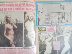 Pazar Haftalık Aktüalite Sinema Tiyatro Müzik ve Magazin Dergisi - 1976 Yılı - Sayı:1040 - Seher Şeniz - Yonca Yücel - Handan Adalı, Ümit Utku'ya sekreter oldu - Feri Cansel ''Balayı''nı kulüplerde geçiriyor - Meral Küçükerol'un keyfine diyecek yok - Yusuf Tereyağoğlu - Filiz Işıl - Cüneyt Arkın'ın baldızı gönül eğlendiriyor - Sümer Tilmaç - Ülkü Ülker ''Tombul'' olmaktan korkmuyor - Türkan Şoray filmlerinde Kadir İnanır'ı eş seçiyor - Osman Faruk Seden - Gönül Hancı bir türlü atak yapamıyor - Hülya Korur'un Aktör Morandi ile bir aşk ilişkisi ortaya çıktı - Hülya Korur avrupa basınına konu oldu - Parası ve ünü olan Serpil Örümcer ''Bunların hepsi boş şeylermiş, artık mutlu bir yaşamın özlemin içindeyim'' dedi - Ayrılma sırası Nebahat Çehre'de - Yavuz Demir - Ağlayan Kadın Müjde Ar - Hülya Koçyiğit - filiz Akın - Arzu Okay - Ceyda Karahan - Deniz Erkanat - Neri Neril - Gülgün Erdem ticaretle sinema arasında kaldı fotoğraf ve haberi - Tam Takım Dergi