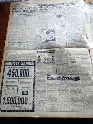 Vatan Gazetesi - 1 Şubat 1956 - Başvekil Adnan Menderes Demokrat Parti Grubunda Üniversitelere Basına Ve Hürriyet Partisine Hücum Etti - Türk Amerikan İktisadi Görüşmeleri Yazan Ahmet Emin Yalman Köşe Yazısı - Türkiye Macaristan Maçı Yapılamıyor Mu - Hamit Şevket İnce Haysiyet Divanına Verildi - İstanbul'da Karakış Şiddetini Arttırdı - Nesebi Sahih Olmayan Çocukların Tescili - Askeri Şura'da Ordu İçin Kararlar Alındı - Ürdün Rus Yardım Teklifini Reddetti - İstanbul Radyosu Parasız Kaldı - Fırtınalı Gece Yazan Orhan Kemal Yazı Dizisi - İzmir'de Hususi Araba lastikleri İğneleniyor - Fezal Ustar'ın Konseri - Migros'un Şansı Yazan Sadun Tanju - Geçmişte Bugün Yazan Sinemanın Keşfi Yazan Feridun Fazıl Tülbentçi Yazı Dizisi - Gazeteci Ceyn Arden'in Maceraları Çizgi Roman - Hoş Memo Karikatür - Ölümü Geniş Akisler Uyandıran Alexander Korda Büyük İstidatlar Keşfetmişti - Galatasaraylı Saim Milli Kadroya Dahil Edildi - Olimpiyatlarda Ruslar Başta Gidiyor