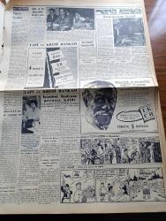 Vatan Gazetesi - 1 Şubat 1956 - Başvekil Adnan Menderes Demokrat Parti Grubunda Üniversitelere Basına Ve Hürriyet Partisine Hücum Etti - Türk Amerikan İktisadi Görüşmeleri Yazan Ahmet Emin Yalman Köşe Yazısı - Türkiye Macaristan Maçı Yapılamıyor Mu - Hamit Şevket İnce Haysiyet Divanına Verildi - İstanbul'da Karakış Şiddetini Arttırdı - Nesebi Sahih Olmayan Çocukların Tescili - Askeri Şura'da Ordu İçin Kararlar Alındı - Ürdün Rus Yardım Teklifini Reddetti - İstanbul Radyosu Parasız Kaldı - Fırtınalı Gece Yazan Orhan Kemal Yazı Dizisi - İzmir'de Hususi Araba lastikleri İğneleniyor - Fezal Ustar'ın Konseri - Migros'un Şansı Yazan Sadun Tanju - Geçmişte Bugün Yazan Sinemanın Keşfi Yazan Feridun Fazıl Tülbentçi Yazı Dizisi - Gazeteci Ceyn Arden'in Maceraları Çizgi Roman - Hoş Memo Karikatür - Ölümü Geniş Akisler Uyandıran Alexander Korda Büyük İstidatlar Keşfetmişti - Galatasaraylı Saim Milli Kadroya Dahil Edildi - Olimpiyatlarda Ruslar Başta Gidiyor