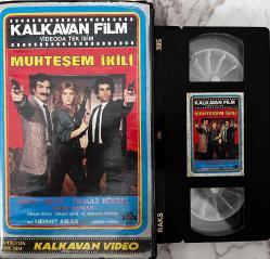 MUHTEŞEM İKİLİ- MECİT YAVUZ YILMAZ KÖKSAL VHS FİLM