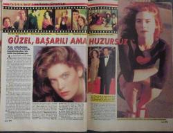 MİLLİYET OSCAR TV MAGAZİN DERGİSİ-MİLLİYET-OSCAR-TV-MAGAZİN-DERGİ-18 EYLÜL-24 EYLÜL-1993-YIL:1-SAYI:50-KAPAK-FOTOĞRAF-RÖPORTAJ-TÜRKİYE'NİN EN BÜYÜK TELEVİZYON MAGAZİN SİNEMA DERGİSİ-İÇİNDE 48 SAYFA EXTRA PROGRAM DERGİSİ-PELİN KÖRMÜKÇÜ-MUHTEŞEM BİR GECE-HÜLYA AVŞAR-YASEMİN KOŞAL-TOLGA SAVACI-AYLİN LİVANELİ-CEM ÖZER-MEHMET ALİ ERBİL-NERGİS KUMBASAR-EKRANIN ARANAN YILDIZI-KAAN GİRGİN-TELEVİYZONUN TATLI KIZI-ŞAKİR'İN DÖNÜŞÜ-ŞEVKET ALTUĞ-CEYLAN'IN KALBİNE GİRMEK ZOR-CEYLAN PALAY-O ŞİMDİ REKLAMCI-İLKNUR SOYDAŞ-CÜNEYT ARKIN-YENİ DİZİ-MERHAMET-AİLEDE KÜLTÜR ÇATIŞMASI-ÖZLEM SAVAŞ-LEVENT INANIR-BRENDA STARR-BROOKE SHILDS-PSIKOLJIK GERILIM-KIEFER SUTHERLAND-DRAKULA'NIN KARISI-MONICA BELLI-EN SEVİLEN PEMBE DIZI-AFRIKA'NIN KRALI-DR.ALBAN-DİLEK ŞAFAK-GELIYOR-GÜZEL-BAŞARILI-AMA HUZURSUZ-LARA FLYNN BOYLE-CİLT KUSURLARI İÇİN YENİ UMUT-BIODROGA