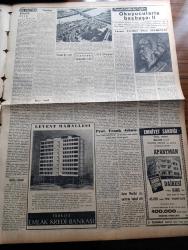 Vatan Gazetesi - 1 Temmuz 1956 - Ahmet Emin Yalman Köşe Yazısı - CHP Meclisi Bir Tebliğ Yayınladı - Cumhuriyetçi Millet Partisi Kongresi Dün Toplandı - Doktor Abdülhak Adnan Adıvar'ın 1. Ölüm Yıldönümü - Denizcilik Bayramı Bugün Kutlanıyor - Poznan'da İsyan Eden İşçiler Topa Tutuldu - Patrikhane Açıklama Yaptı - Marilyn Monroe Arthur Miller'le Dün Sessizce Evlendi - Fuat Köprülü Demokrat Parti Genel İdare Kurulundan Çekilmeyecek - Hava Kahramanları Yazan Joseph Kessel Yazı Dizisi - Kabotaj Hakkı Yazan Mehmet Sehidoglu - Osmanlı Tarihinden Sayfalar Yazan Feridun Fazıl Tülbentçi Yazı Dizisi - Surlar Restore Edilecek - General Ali Fuat Cebesoy'un Siyasi Hatıraları Yazı Dizisi - Adnan Veli'den Fantezi - Hoş Memo Karikatür - İmparatoriçe Süreyya'nın Üzüntüsü Anne Olamamak - Opon Ağrı Kesici - Fenerbahçe Beykoz'u Yendi - Beşiktaş Vefa Bugün Karşılaşıyor - Askeri Liselerin Bayram Programı Değişti - Kaptan Edi Büdü Çizgi Roman - Tarzan Çizgi Roman