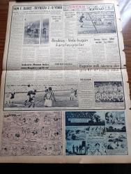 Vatan Gazetesi - 1 Temmuz 1956 - Ahmet Emin Yalman Köşe Yazısı - CHP Meclisi Bir Tebliğ Yayınladı - Cumhuriyetçi Millet Partisi Kongresi Dün Toplandı - Doktor Abdülhak Adnan Adıvar'ın 1. Ölüm Yıldönümü - Denizcilik Bayramı Bugün Kutlanıyor - Poznan'da İsyan Eden İşçiler Topa Tutuldu - Patrikhane Açıklama Yaptı - Marilyn Monroe Arthur Miller'le Dün Sessizce Evlendi - Fuat Köprülü Demokrat Parti Genel İdare Kurulundan Çekilmeyecek - Hava Kahramanları Yazan Joseph Kessel Yazı Dizisi - Kabotaj Hakkı Yazan Mehmet Sehidoglu - Osmanlı Tarihinden Sayfalar Yazan Feridun Fazıl Tülbentçi Yazı Dizisi - Surlar Restore Edilecek - General Ali Fuat Cebesoy'un Siyasi Hatıraları Yazı Dizisi - Adnan Veli'den Fantezi - Hoş Memo Karikatür - İmparatoriçe Süreyya'nın Üzüntüsü Anne Olamamak - Opon Ağrı Kesici - Fenerbahçe Beykoz'u Yendi - Beşiktaş Vefa Bugün Karşılaşıyor - Askeri Liselerin Bayram Programı Değişti - Kaptan Edi Büdü Çizgi Roman - Tarzan Çizgi Roman
