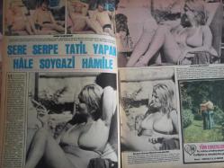 Pazar Haftalık Aktüalite Sinema Tiyatro Müzik ve Magazin Dergisi - 1976 Yılı - Sayı:1033 - Lilian Müller - Emel Aydan - Lütfü Ö. Akad - Sezer Sezin - Settar Körmükçü - Halide Pişkin - Yaşar Özsoy - Ali Poyrazoğlu - Ahmet Kostarika - Halit Akçatepe - İlhan Daner - Emel Aydan - Birtane Güngör - Eşref Kolçak - Ata Saka - Tamer Yiğit - Gül Turanlı - Çetin İnanç - Banu Alkan adıyla başrole yükseldi - Arzu Okay - Serdar Gökhan - Sere serpe tatil yapan Hale Soygazi hamile - Mine Mutlu, tek başına Las Vegas'a gitti esrarengiz yolculuk! - Feri Cansel'in şansı aşktan açıldı - Yusuf Tereyağoğlu - Yepyeni bir Mine Soley - Aynur Aydan - Pervin Par - Yavuz Korol - Murat Soydan - Münir Özkul - Leyla Sayar - Cüneyt Arkın - Özden Yüce kesin karar verdi: evlenip Adana'ya yerleşecek - şantöz Yaprak dertli! - Kolombo Hüsnü fotoromanı - Aydemir Akbaş - Yeşim yükselen - Ata Saka - Arif Keskiner fotoğraf ve haberi - Tam Takım Dergi