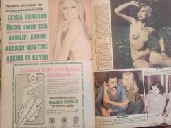 Pazar Haftalık Aktüalite Sinema Tiyatro Müzik ve Magazin Dergisi - 1976 Yılı - Sayı:1032 - Linda Grace - Alev Altın - Seks bombası Nalan Çöl de şarkıcılığa heveslendi - Antalya şenliği sessiz sedasız kapanıp gitti - Atıf Yılmaz - Cüneyt Arkın - Zerrin Arbaş - Erol Keskin - Müjde Ar - Zeki Ökten - Adile Naşit - Atıf Yılmaz - Gani Turanlı - Şerif Gören - İrfan Ünal - Melih Gülgen - İrfan Ünal - Sonia Viviani - Kadir İnanır - Pervin Par - Ediz Hun - Gül Tener'i kardeşinin intiharı perişan etti - Ali Büyükkaya - Figen Han'ın en yeni aşk sistemi - Ahmet Soydan - ''Genç sevgiliyle birlik olunca insan da gençleşir'' - Ceyda Karahan, Ünsal Emre'den ayrılıp, Aynur Akarsu'nun eski aşkına el koydu - Fatma Belgen bir aşktan öbürüne koşuyor - Ali Rıza Binboğa - Oktay Erül - Fatma Belgen hayatının tadını çıkarıyor - Mersinli güzel Serçin Erdem: ''Amacım Türkan Şoray olmak'' dedi - Serçin Erdem - Kolombo Hüsnü fotoromanı - Ata Saka - Yeşim Yükselen - Aydemir Akbaş fotoğraf ve haberi - Tam Takım Dergi