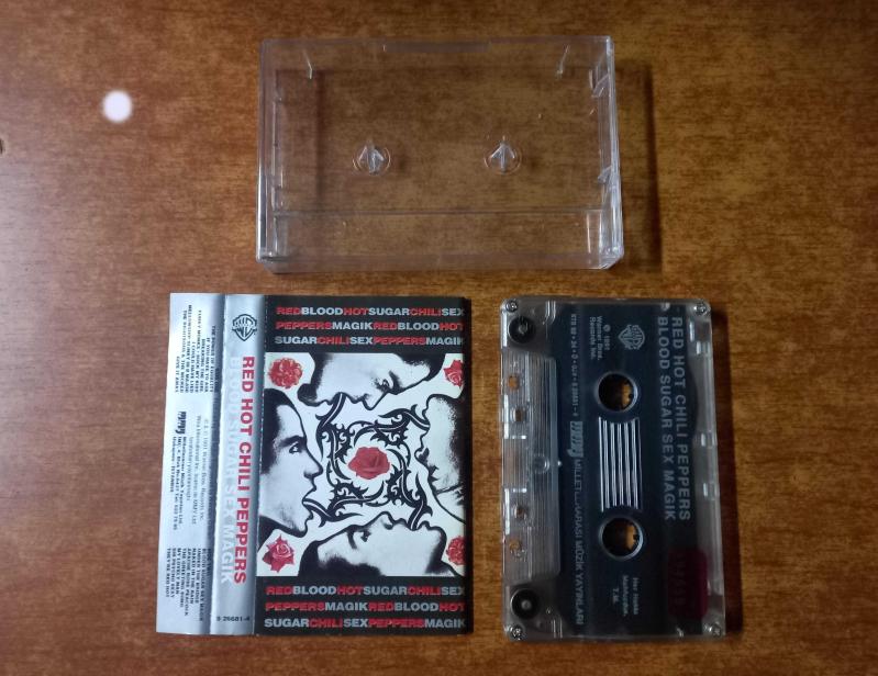 Efemera RED HOT CHILI PEPPERS BLOOD SUGAR SEX MAGIK KASET  