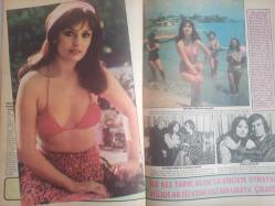 Pazar Haftalık Aktüalite Sinema Tiyatro Müzik ve Magazin Dergisi - 1976 Yılı - Sayı:1017 - Arzu Okay - İda Elvin - Pazar ekibi Ankara'dan bildiriyor - Selma Güneri, Ankara'da, Nazan Şoray'la İstanbul hasreti gideriyor - Dansöz Şehnaz Avrupa yolcusu - Bir yanında yeni barıştığı eski eşi diğer yanında Nükhet Duru'nun yeni sevgilisi vardı - Aydemir Akbaş eski büyük aşkını Dört Başı Mamur dinledi - Beyhan Benek - Mehmet Teoman - Ajda Pekkan - Fatma Belgen'in son ümidi Anadolu turnesinde - Bir aylık sahne hayatı olan Fatma Belgen sinemaya veda etti - İlk kez Tarık Akan'la birlikte oynayan Müjde Ar fiyatını 50 bin liraya çıkardı - Hülya Koçyiğit'i sahneye Orhan Gencebay hazırlıyor - Türkan Şoray Kırklareli'nde ''Kraliçe''ler gibi karşılandı - Tennur Solak da kermese renk kattı - Saffet Genç - Halil Büyükkahraman - Kemal Tamer - Ceyhan Cem yine dağıttı - Orçun Sanat - Şeyda Senem fotoğraf ve haberi - Tam Takım Dergi