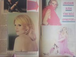 Pazar Haftalık Aktüalite Sinema Tiyatro Müzik ve Magazin Dergisi - 1976 Yılı - Sayı:1016 - Prenses Banu - Jesabel Solligon - Fikret Hakan, Prenses Banu ile gerçek bir aşk yaşıyor - Manuk Manukyan - Sermet Serdengeçti - Nazan Çöl - Özden Yüce - Meral Deniz ve Hostes Gül - Yeşilçam'ın yeni skandal kahramanları - Sinir krizi geçiren Arzu Okay kliniğe kaldırıldı - Bora Ayanoğlu - Tansu Polatkan aşı palavra, Tarık Akan Füsun Önal'ın kalbinde - Emel Sayın'ın gözlerinde artık hüzün var - Emel Sayın ''yaş aldı başını gidiyor hala ne bir koca var, ne de sevecek bir bebek'' - İsmet Kasapoğlu - ''Madam Ajda Pekkan yine ikili oynuyor'' - Bayan bacak Serpil Örümcer - Berkant - Filiz Tunç'un babası, işçi güzelinin soyunmasını yasakladı - Aytekin Akkaya - Figen Han - Sami Hazinses - Alev Altın fotoğraf ve haberi - Tam Takım Dergi