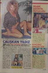 MİLLİYET OSCAR TV MAGAZİN DERGİSİ-MİLLİYET-OSCAR-MAGAZİN-DERGİ-25 ARALIK-31 ARALIK 1993-YIL:2-SAYI:64-TÜRKİYE'NİN EN BÜYÜK TARAFSIZ TELEVİZYON MAGAZİN SİNEMA DERGİSİ-MUTLU YILLAR-TV KULISLERİ-HOLLYWOOD-DİZLER-YILDIZLAR-PEMBE DÜNYA-ARKASI YARINLAR-MÜZİK-KADIN-MUTFAK-RUHSAR ÖCAL-AYŞE EGESOY-ADNAN ŞENSES-TİYATRONUN SÖNMEYEN YILDIZI-YILDIZ KENTER-ÇALIŞKAN YILDIZ-SUNA YILDIZOĞLU-İTALYAN USULÜ PLASTİP SHOW-HÜSEYİN KÖROĞLU-GÜLDEN ÖZEL-YONCA EVCİMİK-ŞÖHRE ONU ŞIMARTMADI-RÜYA ERSAVCI ATAKTA-LORENZO LAMAS-YILAN YİYEN 3-GLORIA ÖLÜMSÜZLEŞTİ-GLORIA ESTEFAN-AMERİKA'DAN SEVGİLERLE-NEŞE KARABÖCEK-VİTAMİN DEYİP GEÇMEYİN-MİLFÖY İLE ELMALI GÖZLEME-ÖDÜL REKORTMENİ DİZİ-STEVE MARTIN DERTLİ-KEVIN KÖTÜ ADAM-KEVIN COSTNER-MELANIE BOLTON-