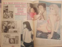 Pazar Haftalık Aktüalite Sinema Tiyatro Müzik ve Magazin Dergisi - 1976 Yılı - Sayı:1013 - Gillian Duxbury - Filiz Tunç - Bir Yıl Sonra Kurdunu Döktü! - Türkan Şoray - Mehmet Yağmur - Alev Altın - Nur Soylu - Güngör Esen - Arzu Okay - Gönül Tansel - Lale Oraloğlu - Ali Oraloğlu - Lale Oraloğlu'nun layık olduğu yer hapishane değildir! - İsmet Kasapoğlu, Emel Sayın hastaneye kaldırılınca, hemen eski eşini ziyaret etti - Filiz Akın - Leman Coşkuner - Türker İnanoğlu - Sonia Viviani - Osman Faruk Seden - İtalyan Fıstığı: ''Delicesine filmiyle sinema seyircisini deli edeceğim'' diyor - Memduh Ün - Fikret Hakan - Süleyman Turan - Ali Sururi - Arzu Okay, Mine Mutlu, Ceyda Karahan - Mualla Omay, her filminde anadan doğma çıplak - Orçun Sonat - Üç yıl önceki sevgilisi, reklam uğruna Cüneyt Arkın'ın yuvasını yıkmak istiyor - Sema Eyüboğlu - İzmir'in Erkekleri Christin Carol'un peşinde - Seher Şeniz ''İlk kez deliler gibi seviyorum'' diyor fotoğraf ve haberi - Tam Takım Dergi