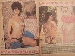 Pazar Haftalık Aktüalite Sinema Tiyatro Müzik ve Magazin Dergisi - 1976 Yılı - Sayı:1007 - Feri Cansel - Prenses Banu - Juliet Tote - Hastabakıcılar - Senar Seven - Aynur Akarsu - Turgut Özatay - Salih Kırmızı - Yavuz Figenli leblebi gibi film çekti - Necdet Erdur - Erdoğan Tünaş - Aram Gülyüz - Nazmi Özer - Ceyda Karahan - Ünsal Emre - Nazan adalı bir anda Yeşilçam'ın aranılan isimleri arasına girdi - Hale Soygazi ve Ahmet Özhan en sonunda nikah masasına oturdular - Türkan Şoray'ın İsviçre yolculuklarının nedenini herkes merak ediyor - Ağır Hasta - Rüçhan Adlı - Leyla Sayar her şeyden vazgeçti - Feri Cansel ilk kez bir filmde külodunu fora edip anadan doğma soyundu - Hadi Çaman - Çıplak kovboy Melek Görgün - Afrikalı yerlilerin kolyeleri Avrupalı çıplakları süslüyor - Julia Pennington fotoğraf ve haberi - Tam Takım Dergi