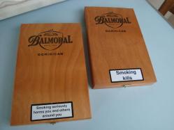 2 Adet BALMORAL AHŞAP PURO KUTUSU ( Menteşeli & Kilitli Kapaklı ) MÜKEMMEL KONSİYONDA ÇOK ŞIK AHŞAP KUTU - Made DOMINICAN REPUBLIC