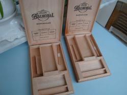 2 Adet BALMORAL AHŞAP PURO KUTUSU ( Menteşeli & Kilitli Kapaklı ) MÜKEMMEL KONSİYONDA ÇOK ŞIK AHŞAP KUTU - Made DOMINICAN REPUBLIC