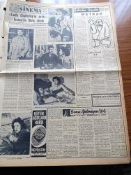 Vatan Gazetesi - 22 Kasım 1955 - Ahmet Emin Yalman Köşe Yazısı - Malatya Belediye Seçimleri Henüz Karara Bağlanamadı - Bulganin Batılılara Delhi'de Hücum Etti - Bağdat Paktı Konseyi İlk Toplantısını Yaptı - Yaralı İran Başvekili Hüseyin Ala Ve Ateş Eden Fotoğraf - Bombay'da 200 Bin İşçi Polisle Çatıştı 22 İşçi Yaralandı - Fırtınalı Gece Yazan Orhan Kemal Yazı Dizisi - Atatürk Filmi İle İlgili Mukavele İmzalandı - İzmir İmam Hatip Yetiştirme Derneğinin Mektubu - Geçmişte Bugün Sultan Birinci Mustafa'nın Cûlusü - Hürriyet Partililer Adnan Menderes'e Cevap Verecekler - Gazeteci Ceyn Arden'in Maceraları - Hoş Memo Karikatür - Lady Chatterley'in Aşıkı Fransa'da Filme alındı - Sonu Gelmeyen Yol Çeviren Burhan Arpad Yazı Dizisi - İslam Tarihinde Düşünen Baş Hazreti Ali Yazan Abdülbaki Gölpınarlı Yazı Dizisi - Şehirden Çizgiler Yazan Orhan Kemal Yazı Dizisi - Gripin - Macar Milli Takımı Geliyor - Kocsis - Puşkaş - Fenerbahçe'de Esaslı Hiç Bir İhtilaf Mevcut Değildir - Enternasyonal Basketbol