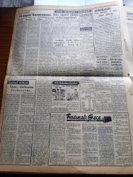 Vatan Gazetesi - 23 Kasım 1955 - Ahmet Emin Yalman Köşe Yazısı - Hükümet İçin Demokrat Parti Grubunda İstizah Açıldı - Konya Mebusu Ziyad Ebüzziya 150 Mebus Hürriyet Partisine Geçebilir Dedi - Bağdat Paktı Konsey Toplantısı Sona Erdi Ve Bir Tebliğ Yayınlandı - CHP Genel Sekreteri Kasım Gülek Seçim Neticesi İktidar İçin Ağırdır - Sarıgüzel'de Çöken Apartmanın İlk Mesulü Ali Rıza Soyunç Adliyede - Beş Şirkete Petrol Arama Müsaadesi Verildi - Nizamettin Nazif Tepedenlioğlu Tahliye Edildi - Fırtınalı Gece Yazan Orhan Kemal Yazı Dizisi - Belediye Tariş'ten 30.000 Kilo Zeytinyağı Aldı - Birleşmiş Milletler Irak Baş Delegesi Fadıl Cemali İsrail Para Koparmaya Çalışıyor Dedi - Geçmişte Bugün Büyük Tarihçi Hammer'in Ölümü Yazan Feridun Fazıl Tülbentçi Yazı Dizisi - Gazeteci Ceyn Arden'in Maceraları Çizgi Roman - Hoş Memo Karikatür - Karaca Tiyatro'nun Rejisörü Müze ofis Ve Tiyatro Sanatı - Sonu Gelmeyen Yol Çeviren Burhan Arpad - 1955 Yılı İçinde En Fazla Tütün Ve Fındık İhraç Edildi