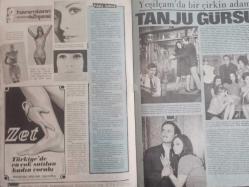 Pazar Haftalık Aktüalite Sinema Tiyatro Müzik ve Magazin Dergisi - 1 Aralık 1967 - Sayı:584 - Figen Say - PURO Sabun Reklamı - Sevim Emre sonunda yine şarkıcılıkta karar kıldı - Haftanın iyi niyet yemeği - Hülya Koçyiğit - Metin Serezli - Erkut Taçkın nişanlandı - Dinçer Okan - Ceyda Sadıkoğlu - Figen Han Mısır'a gidiyor - Gamze Öz - Mahkemelik oldular - 42 Fakir çocuğu giydiren Türkan Şoray - Muzaffer Tema - Erol Tezeren askere gitti - Hanımların köşesi - Yıldız falınız - Zet çorap reklamı - Yeşilçam'da bir çirkin adam Tanju Gürsu - Ediz Hun - Selda Alkor - Sezer Güvenirgil - Devlet Devrim  -Hamam Salgını - ''Yerli Anjelik'' filminde Sevda Ferdağ'da göbek taşında terledi - Nevin Nuray - Sevgi Can - Aynur Aydan fotoğraf ve haberi - Tam Takım Dergi