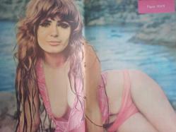 Pazar Haftalık Aktüalite Sinema Tiyatro Müzik ve Magazin Dergisi - 1976 Yılı - Sayı:984 - Nazan Şoray - Ahu Tuğba - Müjde Ar, Yeşilçam'da Memnu Aşkın kahramanı oldu - Salih Güney - Kadir İnanır - Tufan Giray - Fatma Belgen - Niyazi Kasabalı - Nezihi Tümay - Gülseren Çelik - Sevinç Duygu - Selva Canyoran - Dinçer Bıçakkan - Çiğdem Pirim - Çölban Özakar - Orhan Şevki - Asu Maralman - Rüçhan Çamay - Pakize Suda - Aynur Aydan - Metin Akpınar - Samim Y. Baki - Gülşen Koçal - Tolga Aşkıner - İbrahim Şensoy - Zihni Seden - Kemal Özkan - Leyla Sayar - Rüçhan Çamay - Fatma Belgen - Ahmet gülhan - Yalçın Gülhan - Şantöz Aylin - Sevgi Can - Doğan Bilge - Tülin Elgin'den sonra Aylin'in cenazesini kaldırmak İstanbul Belediyesine düştü - Figen Han Dev Posteri - Ünlüler albümü: Esen Püsküllü - Salih Güney - Yıldırım Önal - Cüneyt Arkın - Hulki Saner - Murat Soydan - Cüneyt Gökçer - Gülten Ceylan - Yılmaz Köksal - Erol Büyükburç - Atacan Arseven - Sadri Alışık - Prenses Banu - Posterli Tam Takım Dergi