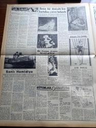 Vatan Gazetesi - 23 Şubat 1955 - Adnan Menderes'in Tuttuğu Yol Yazan Ahmet Emin Yalman Köşe Yazısı - Suriye Türk Irak Paktına Girmiyor - Nevadada Dün Atom Bombası Patlatıldı - Sirkeci Soğuksu Tren Hattı Bitmek Üzere - Saidi Kürdi'ye Isparta'da Her Cuma Tezahürat Yapılıyor - Celal Bayar'a Fahri Hukuk Doktorluğu Verildi - Fırtınadan Dumlupınar Vapurunun Dümen Zinciri Koptu - Hanımın Çiftliği Yazan Orhan Kemal Yazı Dizisi - Emekli Madalyaları Çek İle Ödenecek - Viyana'da Birleşen Eller İsimli Türk Filmi Gösterildi - Gazeteci Ceyn Arden'in Maceraları Çizgi Roman - Haliç'te Sökülen Şanlı Hamidiye'nin Son Durumu - Toprak Sevgisi Senaryo Ve Resim Çetin A. Özkırım Yazı Dizisi - Sir Julius Levy'nin Yükselişi Yazan Daphne Du Maurier Yazı Dizisi - Kamptan Ayrılan Güreşçiler İsmet Atlı Tevfik Yüce Ve Adil Atan Hakkında Tahkikat -  Fenerbahçe Takımı Esaslı Bir Islahata Tabi Tutulacak -  Good Year Lastikleri - Arı Unları - Sulfaderme Yara Merhemi - Bir Brezilya Takımı Türkiye'ye Geliyor - Eskrim