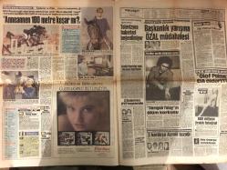 Hürriyet Gazetesi - 21 Aralık 1986  - Ay - Simge - Model - Ekonomi - Gazete - Aşı - Ertugrul - Ankara - Eren - Hastane - AP - Kule - Ahmet Kaya - Ege - Redd - Hükümet - Askeri - Gemi - ANAP - Meclis - Ugur Dundar - Başbakan - DSP - Fikri Sağlar - Güvenlik - Ordu - Denizaltı - Silah - DYP - ABD - Sel - Kira - Taksi - Selçuk - Türkiye - Hakem - Almanya - Hollanda - Tren - Romanya - Roman - LP - Doktor - Kazı - Avrupa Şampiyonası - Sağlık - Spor - Agu - Cafu - Saray - SEM - Galatasaray - Kupa - Altın - Voleybol - Çelik - Fenerbahçe - Kredi - Maç - Eder - Futbol - Basketbol - Tarih - Arto - Gol - Futbolcu - Tank - Kale - Şampiyonluk - Sergi - Beşiktaş - İstanbul - Savunma - Trabzonspor - Yıldızlar - Onur - Erdoğan - Yusuf - Sinan - Taraftar - Tofaş - Gavi - Allan - Dida - Uydu - Isla - G20 - Seçim - Belediye başkanı - Belediye - Belediye Başkanı - Emin Çölaşan - Belediyeler - Edis - Hava kirliliği - PAK - BM