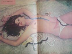 Pazar Haftalık Aktüalite Sinema Tiyatro Müzik ve Magazin Dergisi - 1976 Yılı - Sayı:979 - Mine Mutlu - Funda Balcı- Cüneyt Arkın - Atıf Yılmaz - Zerrin Arbaş - Rita Fins - Jurgen Von Mahs - Suphi Aydıner - Muhittin Gençaslan - Melda Özdoyuran - Yalçın Lalezar - İhsan Vardar - Sevim Bodur - Ayşe Nurullah Gezgin - Selma Beyce - Faruk İbrahimiye - Sabahat Ayaz - Gülizar Kurbanzade - Ferhan Çakırlı - Birol Peker - Şerim Kerimoğlu - Nevin Pere - Feridun Revanbaş - Ayfer sunman - Nilüfer Şenkaya - Filiz Akın - Meral Zeren'e de artık Yeşilçam'da iş kalmadı  -Yeşim Yükselen Dev Posteri - Ünlüler Albümü: Leyla Sayar - Muzaffer Tema - Tanju Gürsu - Osman Faruk Seden - Sevda Ferdağ - Fatma Girik - Selma Güneri - Sevil Candan - Muhterem Nur - Zuhal Üstüntaş - Orhan Günşiray - Ahmet Tarık Tekçe - Cenk Er - Halit Refiğ - Metin Erksan - Ekrem Bora - Semih sergen - Aynur Akarsu - Cömert Baykent, Ajda Pekkan'a bu kez ''evet'' deyiverdi - Nebahat Çehre - Yılmaz Güney - Posterli Tam Takım Dergi