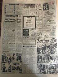 HÜRRİYET GAZETESİ 11 TEMMUZ 1967  YIL :20 SAYI :6896--Yunan Kuvvetleri Makarios u devirecek --1955 Türkiye Kraliçe ve Avrupa İkinci Güzeli :Suna Soley kör oldu ---Su böreğine karbonat  yerine DDT koyan kadın  üç çocuğu  zehirlenip ölünce  çıldırdı ----Margaret Lee ,bir ay Türkiye de  kalacak ---Jandarmanın yaraladığı  ebe 6 yıl  evlenemeyecek ---Yeni  binaların yükseklikleri muhife  göre ayarlanacak --Aya yumuşak iniş sistemi ile trafik kazalarında ölüm oranı azalacak ---Avrupa ikincisi olan Bulgarlar bol bol göbek attı ----Milli Takımda bir revizyon yapılmalıdır ---Şampiyonluğa herkes sevindi---Futbolun kalkınması için küme şart ---Ulvi Yenal Beden Terbiyesi Genel Müdürü Oldu ---Güreşçilerimiz  Türk gibi kuvvetli sözünü Dünyaya bir daha duyurdu ---