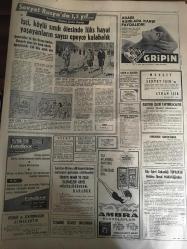 HÜRRİYET GAZETESİ 11 TEMMUZ 1967  YIL :20 SAYI :6896--Yunan Kuvvetleri Makarios u devirecek --1955 Türkiye Kraliçe ve Avrupa İkinci Güzeli :Suna Soley kör oldu ---Su böreğine karbonat  yerine DDT koyan kadın  üç çocuğu  zehirlenip ölünce  çıldırdı ----Margaret Lee ,bir ay Türkiye de  kalacak ---Jandarmanın yaraladığı  ebe 6 yıl  evlenemeyecek ---Yeni  binaların yükseklikleri muhife  göre ayarlanacak --Aya yumuşak iniş sistemi ile trafik kazalarında ölüm oranı azalacak ---Avrupa ikincisi olan Bulgarlar bol bol göbek attı ----Milli Takımda bir revizyon yapılmalıdır ---Şampiyonluğa herkes sevindi---Futbolun kalkınması için küme şart ---Ulvi Yenal Beden Terbiyesi Genel Müdürü Oldu ---Güreşçilerimiz  Türk gibi kuvvetli sözünü Dünyaya bir daha duyurdu ---