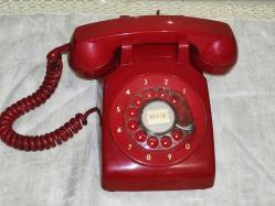 Antika - 17011-70 Lİ YILLAR KIRMIZI RENK ÇEVİRMELİ TELEFON - kitantik - kitaLog