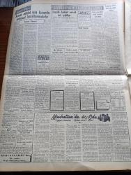 Vatan Gazetesi - 11 Ocak 1955 - Modayı Değiştirsek Yazan Ahmet Emin Yalman Köşe Yazısı - Edirne'de Sel Afet Halini Aldı - Sihirbaz Sanayici Profesör Jorge Chapiro İstanbul'da - Celal Yardımcı Müzeler Hakkında Cevap İçin Mehil İstedi - Yedek Subay Kanunu Değişiyor - Kiralar Serbest Bırakılmayacak - Asker Aileleri Maaşı 100 Liraya Çıkarılıyor - Merzuka Akçam Müebbet Hapse Mahkum Oldu - Altan Erbulak Fotoğraf - Başvekil Adnan Menderes Irak Meclisi'nde Konuşacak - Manhattan'da Üç Oda Yazan Simenon Yazı Dizisi - Müderris Mehmet İzzet Anıldı - Hoş Memo Karikatür - Birleşmiş Milletler Genel Sekreteri Hammarskjoeld Çu En Lai Görüşmeleri Sona Erdi - Fahrettin Kerim Gökay Yakında Yağmur Yağacaktır Diyor - Kıbrıs Müftüsü Dana Efendi Kıbrıs Türk Kalacaktır Sözünü Tekrar Etti - Migros 60 Seyyar Dükkan Açacak - Manchester Guardian'da Türkiye Hakkında İki Yazı - İnsan Yiyen Timsahların Büyük Düşmanı Avcı Bill - Sir Julius Levy'nin Yükselişi Yazan Daphne Du Maurier - Meryem Ana Yine Göründü