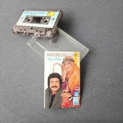 BELKIS AKKALE İZZET ALTINMEŞE EZGİ ŞÖLENİ. KASET