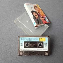 BELKIS AKKALE İZZET ALTINMEŞE EZGİ ŞÖLENİ. KASET