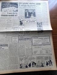Vatan Gazetesi - 2 Haziran 1958 - De Gaulle Güven Oyu Aldı - İsmet İnönü Bugün Basın Toplantısı Yapıyor - Kıbrıs Türktür Partisi Genel Başkanı Fazıl Küçük İstanbul'da - Ahmet Emin Yalman Köşe Yazısı - Bakanlar Kurulu 8,5 Saat Süren İki Toplantı Yaptı - Adnan Menderes - Sıtkı Yırcalı - Celal Bayar - Yeni Dış Ticaret Rejimi Ağustos'ta İlan Ediliyor - Hürriyet Partili İbrahim Öktem Demokrat Parti Ve CHP Bizi Yıkmak İstiyor Dedi - Yandan Akıyor Yandan Yazan Adnan Veli Yazı Yazı Dizisi - Taş Devri Çizen Mıstık - Çakaralmaz Hafiye Çizen Eflatun Nuri - Bodrum Katları Da Dershane Olacak - Fransa'da Bir Diktatörlük Kurulabilir Mi Yazan Hıfzı Topuz - Hoş Memo Karikatür - 1958 Hububat Rekoltesi 20 Milyon Ton Olacak - Burç Falı - 58 Model Nasreddin Hoca - Dalgacı Mahmud Çizen Kim - Rüzgar Çelebi Çizen Guy Bara - Stiv Roper Çizen Saundes ve Waggon - Vefa Fenerbahçe'yi Mağlup Etti - Galatasaray Güneşspor'u 7 Gol İle Galip - Bursa Stadı Garp Meydanına Döndü - Beşiktaş Demirspor'a Mağlup Oldu