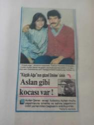 2 Nisan 1984 - ''Küçük Ağa'' dizisinin oyuncusu Türkiye Güzellik Kraliçelerinden Aydan Şener ve güçlü yapısıyla sporseverlerin iyi tanıdığı Galatasaraylı futbolcu eşi Ayhan ile - Gazete haberi - Tek Yaprak Arkalı Önlüdür