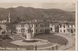 Fotokart: Bursa Hükümet Meydanı [Valilik Binası, Günümüz Kent Müzesi Eski Adliye Binası]