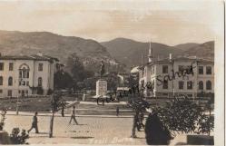 LOT.7 » Fotokart: Yeşil Bursa [Atatürk Heykeli, Eski Adliye ve Defterdarlık Binaları]