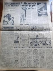 Vatan Gazetesi - 12 Mayıs 1958 - Heybeliada Vapuru Gece Yandı - Lefkoşe'de Binlerce Türk Taksim İçin Nümayiş Yaptı - Karamanlis Yunanistan Seçimlerinde Önde Gidiyor - Etibank'ın Satışlarında Yükselme Var - Adapazarı'nda Sait Faik Abasıyanık İçin Tören Yapıldı - Vatan Caddesinde 3 Çocuk Boğuldu - Sonradan Yaşamak Yazan Tarık Buğra Yazı Dizisi - Yandan Akıyor Yandan Yazan Adnan Veli Yazı Dizisi - Demokrat Parti'nin Dış Yardım Anlayışı Yazan Coşkun Kırca - Fransa'da Kabine Buhranı Devam Ediyor - Hoş Memo Karikatür - Gençlik Parkında Amerikalı İle Öpüşen Bir Kız Linç Ediliyordu - Jayne Mansfield Sanıldığı Gibi Değilmiş - Cannes film Festivalinden Yazan Aydın Arzak - Dalgacı Mahmud Çizen Kim - Rüzgar Çelebi Çizen Guy Bara - Stiv Roper Çizen Saundes ve Waggon- Genç Milli Takımımız Bulgarlara Yenildi - Beykoz Kongresini Muhalefet Kazandı - Federasyon Kupasını Ankara'da Hilal Aldı - Karagümrük'ün Yeni Bütçesi 600 Bin Lira