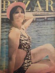 Pazar Haftalık Aktüalite Sinema Tiyatro Müzik ve Magazin Dergisi - 4 Ağustos 1972 - Sayı:828 - Nebahat Çehre - Sevda Ferdağ - Nebahat Çehre'nin kotra aşkı - Eylül'de Avrupa'ya gidiyor - Ertem Göreç - Kartal Tibet - Mine Mutlu'ya film yasağı konulmaz - Kunt Tulgar - Pınar Çelebi - Doğan Tamer - Süleyman Turan - Sevda Ferdağ - Turneler Kraliçesi - Mine Soley Yeşilçam'ın en çok turne yapan yıldızı - Türkan Şoray - Tursil Deterjan Reklamı - Sezer Güvenirgil - Tunç Oral - Yeşilçam'da kıyım başladı - Alev Akakar - Behçet Nacar - Funda Ege - Ceyda Karahan - Oktar Durukan - Sami Tunç - Erdo Vatan - Bahar Erdeniz'in deniz rejimi - Uğur Güçlü baba oldu fotoğraf ve haberi - Tam Takım Dergi