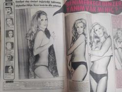 Pazar Haftalık Aktüalite Sinema Tiyatro Müzik ve Magazin Dergisi - 1974 Yılı - Sayı:953 - Piraye Uzun - Prenses Banu - Arzu Okay - Aslıhan'ın yapışık kardeşi Neslihan - Meral Zeren'i Muz Gibi Soydular - Kemal Sunal - Hakan Balamir - Ünlüler Albümü: Selma Güneri - Duygu Sağıroğlu - Gönül Yazar - İzzet Günay - Gülistan Deniz - Fatma KAranfil - Muzaffer Tema - Çolpan İlhan - Selma Güneri - Şükriye Atav - Yavuz Yalınkılıç - Duygu Sağıroğlu - Fikret Hakan - Nuri Sesigüzel - Sami Hazinses - Yusuf Sezgin - Bilge Olgaç - Yılmaz Güney - Tülin Elgin - Sevda Ferdağ - Tunç Oral - Gürol Ünlüsoy - Meral Sayın - Tunç Oral - Devlet Devrim -Halit Refiğ - Mine Soley sekiz yıldır ''Nikah'' diyor - Özcan Özgür - Hülya Korur - Müjgan Ağralı - İlhan Daner - İhsan Yüce - Turgut Boralı - Ferda Büyükgüneş - Cevat Kurtuluş - Mürüvvet Sim - Yaşar Yağmur fotoğraf ve haberi - Tam Takım Dergi