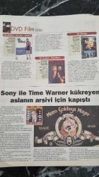 HÜRRİYET KEYİF GAZETESİ - 11 TEMMUZ 2004 -CAZİBE KONULARI - 007 AŞKIN HİZMETİNDE -PEMBE PANTER STEVE MARTİN İLE DÖNÜYOR - JEAN RENO 11 EYLÜLDE TÜRKİYE YE GELİYORUZ - SONY İLE TİME WARNER KÜKREYEN ASLANIN ARŞİVİ İÇİN KAPIŞTI - ORAY EĞİNE ÖNCE SOSYETE SAHİP ÇIKTI - PACO DE LUCİA 14 BİN DOLARLIK HALI ALDI - HIFZI TOPUZ DEVRİM YILLAR  -