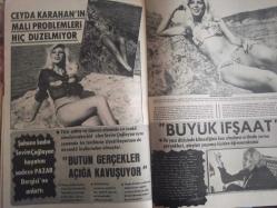 Pazar Haftalık Aktüalite Sinema Tiyatro Müzik ve Magazin Dergisi - 1974 Yılı - Sayı:940 - Türkan Şoray - İlknur Taçbaş - Feri Cansel - Aynur Aydan - Serdar Gökhan - Gönül Tansel - Sevda Ferdağ - Feri Cansel - Engin Çağlar - Deniz Erkanat - Nilüfer Koçyiğit - Paris'ten gelen Demir Karahan İzmir'de asker - Seher Şeniz'den güzeli yok - Deniz Erkanat - Ünlüler Albümü: Hülya Koçyiğit Dev Posteri - İzzet Günay - Selma Güneri - Yusuf Sezgin - Süleyman Turan - Ekrem Bora - Göksel Arsoy - Nuri Altınok - Tülin Örsek - Altan Bozkurt - Hulusi Kentmen - Suzan Avcı - Benan Öz - Ferda Büyükgüneş - Osman Atılgan - Yeşim Tan - Metin Erksan - Deniz Erkanat - Aytekin Akkaya - Bahar Erdeniz ''Bekarlığa veda'' gecesinde Coşkun Sapmaz'ı teselli edip bol moral verdi - Ceyda Karahan - Sevim Çağlayan - Yılmaz Güney'in Dramı - Yıldırım Gencer - Feri Cansel fotoğraf ve haberi - Posterli Tam Takım Dergi
