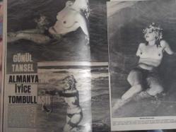 Pazar Haftalık Aktüalite Sinema Tiyatro Müzik ve Magazin Dergisi - 6 Eylül 1974 - Sayı:937 - Feri Cansel - Figen Han - Meral Orhonsay bakalım daha ne kadar dayanacak? - Tarık Akan - Deniz - Hülya Darcan - Meral Küçükerol - Sevgi Can - Semra Yıldız - Kayıplar kervanına karışan en son isim Demet Deniz oldu - Gönül Tansel Almanya'da iyice tombullaştı - Fatma Girik - Ceyhan Cem - Gamze Öz Dev Posteri - Sevda Ferdağ - Özden Yüce eskiden muz gibi soyunurdu - Behçet Nacar - Zeki Müren'den çeşitli portreler - Asil Dansöz sayısı artıyor - Prenses Fatoş - Justin İgnizio, Mr. Sotiri - Prenses Banu'dan sonra şimdi de Prenses Fatoş fotoğraf ve haberi - Posterli Tam Takım Dergi