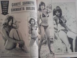Pazar Haftalık Aktüalite Sinema Tiyatro Müzik ve Magazin Dergisi - 30 Ağustos 1974 Sayı:936 - Pakize Suda - Gönül Tansel - Bahar Erdeniz, Ajda Pekkan'ın eski eşine el koydu - Coşkun Sapmaz - Yonca Yücel son günlerde sürekli olarak futbolcu sevgili değiştiriyor - Fenerbahçeli Mustafa - Seyyal Taner ödenmeyen bonolar yüzünden Yeşilçam'a rest çekti - Türkan Şoray - Müşerref Tezcan - Leyla Sayar Dev Posteri - Yeşim Yükselen - Feri Cansel işini bilir - 11. Antalya Film Şenliği Başlarken - Yalnız ve Çıplak İlknur Taçbaş fotoğraf ve haberi - Posterli Tam Takım Dergi