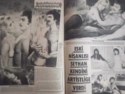 Pazar Haftalık Aktüalite Sinema Tiyatro Müzik ve Magazin Dergisi - 9 Ağustos 1974 Sayı:933 - Seyyal Taner - Sevim Çağlayan - Selma Güneri - ''Ben de bir anne olabilsem'' - Cüneyt Arkın'la geçirdiği kaza Fatoş Birsen'e şans getirdi - Müşerref Tezcan'ın sahneye çıkması bayrama kaldı - Mine Mutlu ve Engin Çağlar film setinde son derece mutluydular - Fatma Girik - Gamze Öz - Ceyhan Cem Dev Posteri - Sevinç Pekin - Arzu Okay İtalya'da ''Aşk başkadır'' diye dursun - Emel Özden - Sermet Serdengeçti - Müfit İlkiz - Volkan Kayhan - Aytaç Arman - Perihan Savaş - Ceyda Karahan bol bol sevişiyor - Seyhan Karabay - Filiz Akın - Özcan Özgür - Vural Okan - Aylin - Ülkü Ülker - Gülistan Okan - Liz Taylor - Eddie Fisher - Richard Burton fotoğraf ve haberi - Posterli Tam Takım Dergi