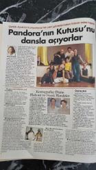 HÜRRİYET KEYİF GAZETESİ 6 MART 2005 JUDE LAW JULİA ROBERTS'lı DAHA YAKLAŞ GÖSTERİMDE ALDATMA OYUNLARI -İHANETE SADIK KALANLARIN FİLMİ ÖMÜR GEDİK- EZGİ BAŞARAN PANDORANIN KUTUSUNU DANSLA AÇIYORLAR - AYDA KAYAR PLEVNEDE BİR AVUSTRALYALI.- IAN CALDWELL VE DUSTIN THOMASON 4 ÜN KURALI.- KEREM GÖRSEV BEĞENMEDİĞİM ALBÜMÜ KARDEŞİM YAPSA BASMAM.- EBRU ŞALLI HAMİLELİKTE SAĞLIKLI VE GÜZEL KALMAK.- HARVEY KEYTEL TÜRKİYEYE GELİYOR.- İSTANBULDA BİR YAHUDİ AİLESİ BRİGİTTE PESKİNE.- ANLAT İSTANBUL SİNEMALARDA.