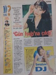 MİLLİYET OSCAR TV MAGAZİN DERGİSİ-MİLLİYET-OSCAR-MAGAZİN-19 TEMMUZ-25 TEMMUZ-1997-YIL:5-SAYI:250-KAPAK-FOTOGRAF-RÖPORTAJ-10 SORUDA CENK-NOSTALJİ-PAŞA'NIN AJDA AŞKI-250. OSCAR TV-KANAL D'NIN GÜN IŞIĞI-EBRU KANTARCIOĞLU-TELEGİLLER-AJDA PEKKAN-ZEKİ MÜREN-EKRANA GÖZ KIRPIYOR-SEMA ŞİMŞEK-ÖNEMLİ MİSAFİR-MESUT YILMAZ-ŞAMPİYON DJ-YAPIŞIK VJ'LER-ECE ERKEN-ESRA BALAMIR-İKİ TATLI KAÇIK-MEHMET ALİ ERBİL-YALÇIN MENTEŞ-ALTINMEŞE'Yİ FIRAT YUTTU-İZZET ALTINMEŞE-İBRAHİM TATLISES-İZEL-LALE DEVRİ-SAĞLIK-BESLENMENIN PÜF NOKTALARI-AĞIZ TADI-FIRINDA PATLICAN-ÇİLEKLİ PASTA-FINDIKLI SUFLE-KONTES WOLESKA-SİHİRLİ KUTU-HAVAALANI CONCORDE-ALAIN DELON-ROBOCOP 2-ERKEK SEVERSE-ANDY GARCIA-MEG RYAN-JOE YANARDAĞ'A KARŞI-OTOBÜS YOLCULARI-AYHAN IŞIK-ANNIE'YE YENI BIR YUVA-SEN TÜRKÜLERINI SÖYLE-KADİR İNANIR-SIBEL TURNAGÖL-JOHNNY GUITAR-İLK AŞK-CESUR VE GÜZEL-YALAN RÜZGARI