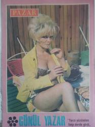 Pazar Haftalık Aktüalite Sinema Tiyatro Müzik ve Magazin Dergisi - 17 Haziran 1967 - Sayı:560 - Fatma Girik - Gönül Yazar - Ringo'lardan sonra şimdi de Killing - Yılmaz Atadeinz - Mine Soley - Koncay Şenay - Hüseyin Zan - Mete Mert - Yıldırım Gencer - Suzan Avcı - Enver Dönmez - Pervin Par - İrfan Atasoy - VOG EVA Külot Reklamı - Avrupa dördüncüsü Yelda Gürani Amerika'ya gitti - Bir festivalin ardından - Yılmaz Duru - Avni Tolunay - Erol Günaydın - Fatma Girik - Yılmaz Güney - Behlül Dal - Yılın Oyuncusu Fatma Girik oldu - Silvana Mangano - Sevil Hasman, Yeşilçam'ı önemsemiyor - Hanımlar sizin için - Zeynep Berk - Gönül Yazar falınıza bakıyor - Yatağı ve arabası dışında her şeyi haciz edildi - Buren Saat Reklamı - ''Kabahat Bende'' fotoğraf ve haberi - Tam Takım Dergi